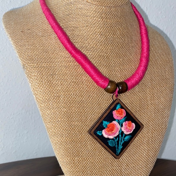 Handcrafted Floral Pendant Necklace and Earring Set - Picture 12 of 14
